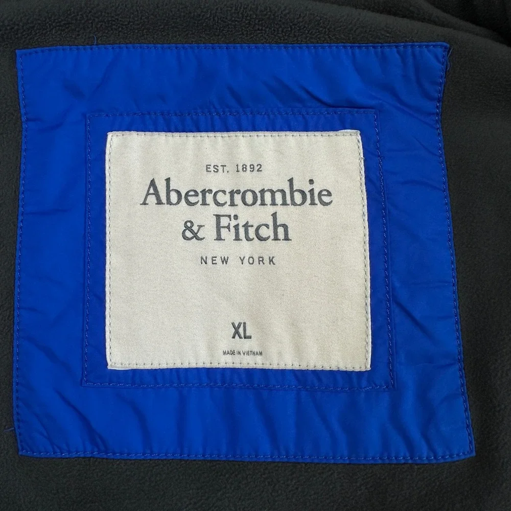 Abercrombie & Fitch Puffer Vest Mens XL Gray Quilted Fleece Lined Winter Jacket